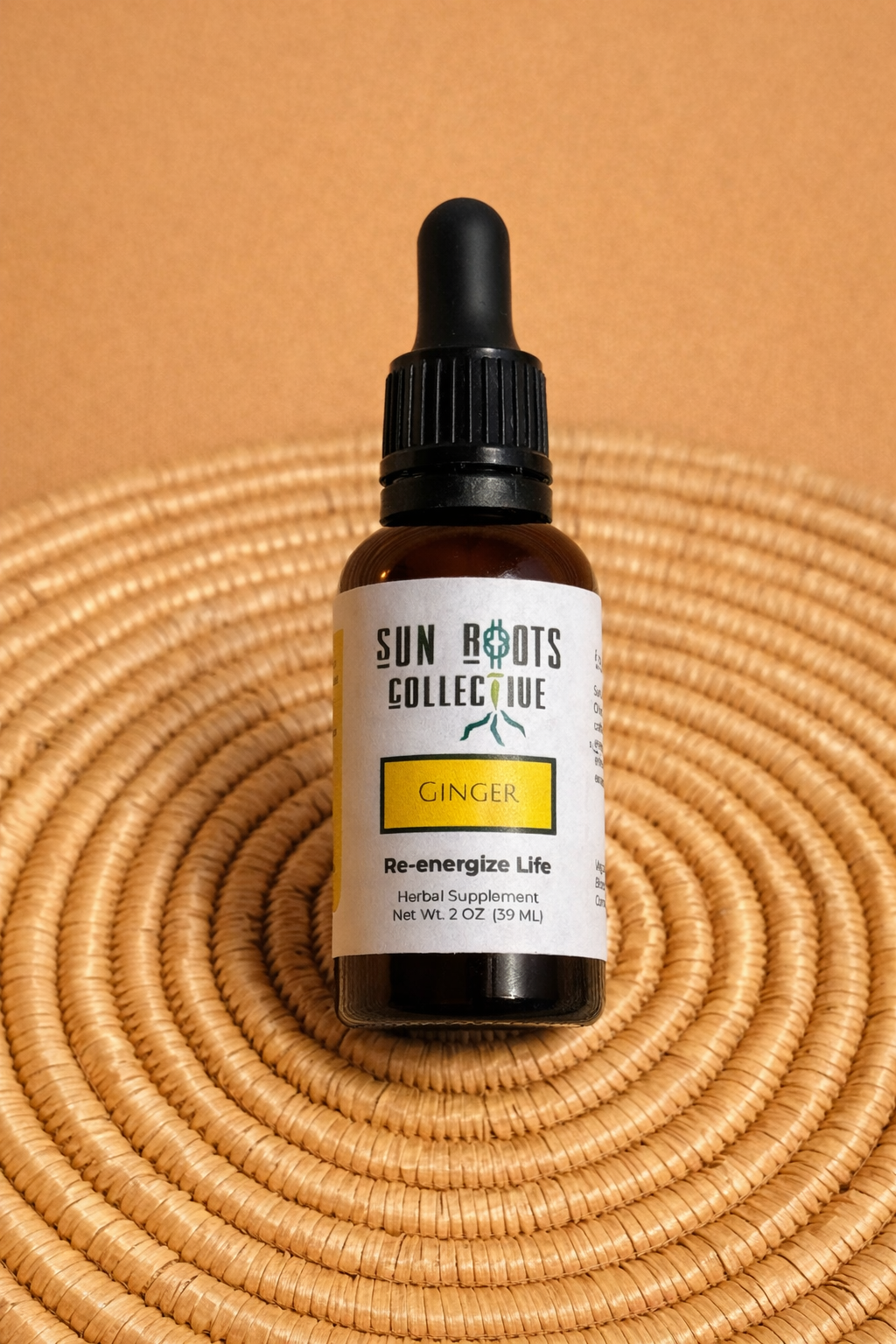 Handcrafted organic ginger tincture by Sun Roots Collective for natural digestion and gut health. 🌿